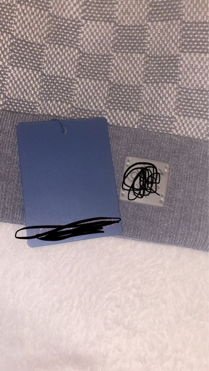 bonnet - photo numéro 2