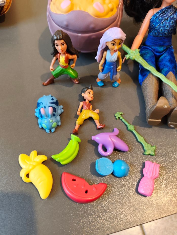Lot jouet Disney - photo numéro 2