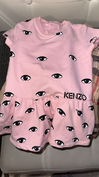 Robe Kenzo taille 6 mois