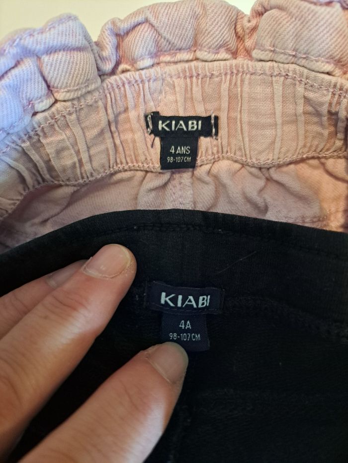 Lot de 2 pantalons fille 4 ans TBE - photo numéro 9