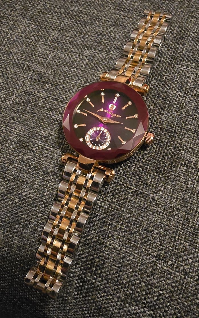 Montre Bijou Podeagar Quartz Étanche Argenté Doré Violet Très Bon État - photo numéro 3
