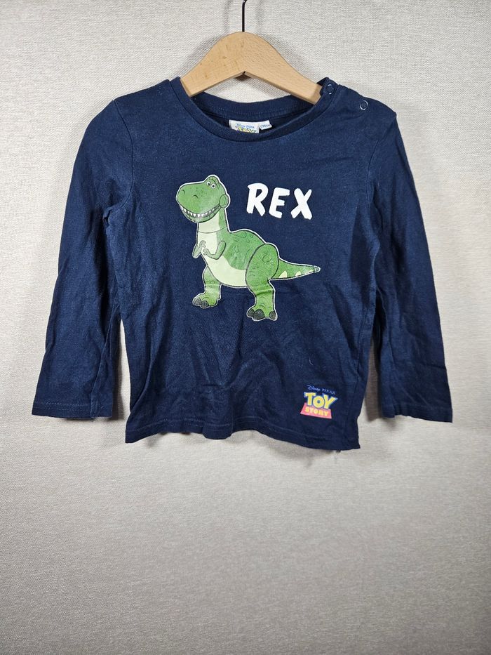 T-shirt manche longue  toy story  3 ans
