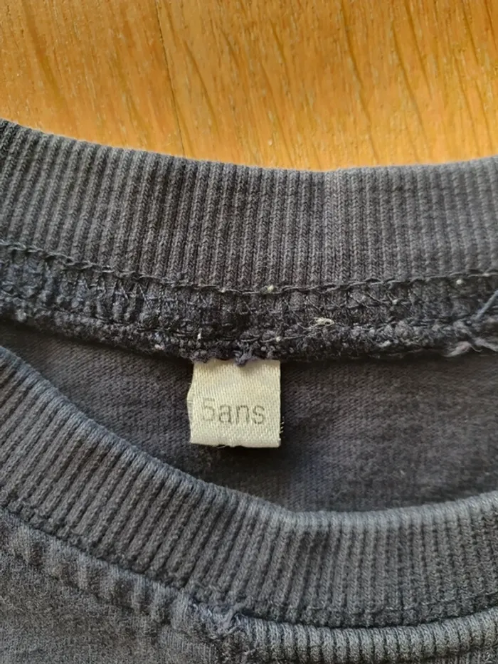 Tee shirt 5 ans - photo numéro 2
