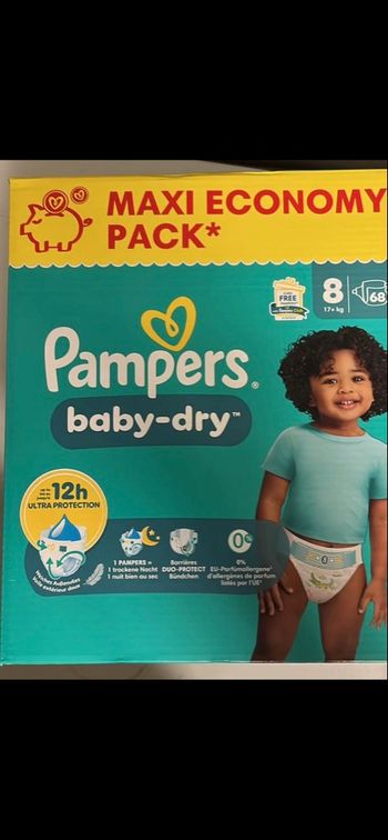Couches Pampers t 8  scratch 