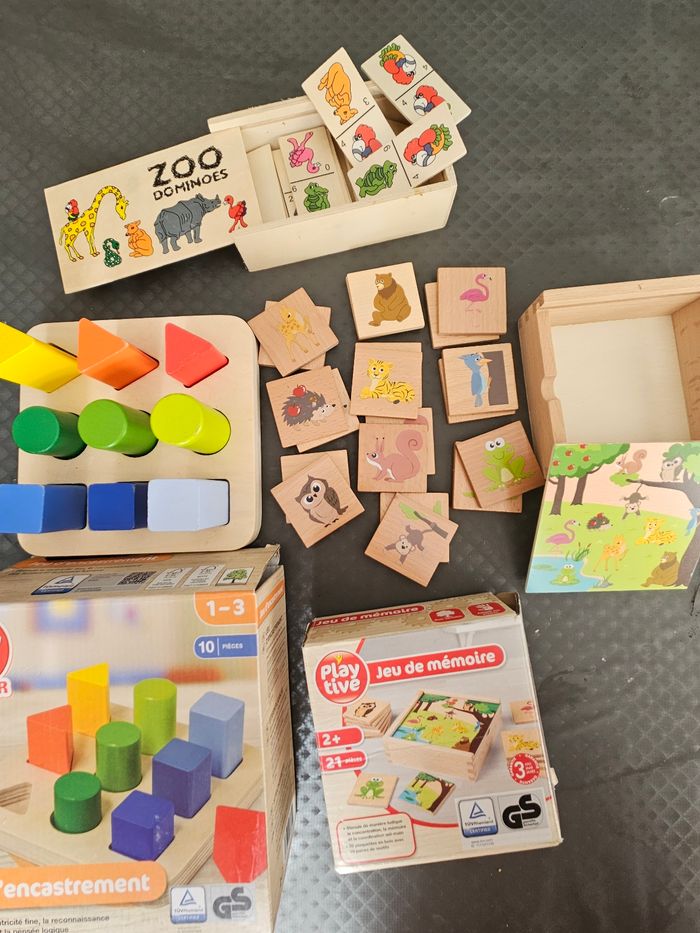 Lot de jeux en bois