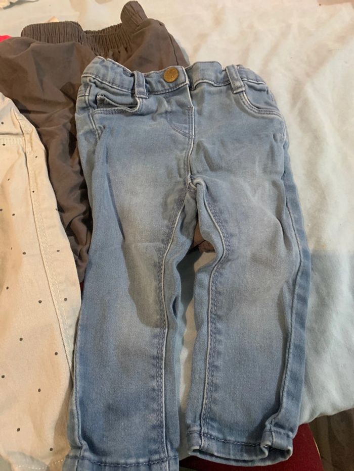 Lot 4 pantalons - photo numéro 3