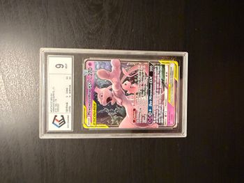 Carte Pokémon Mewtwo et Mew GX – Harmonies des Esprits – 71/236 – Gradée 9 CCC Grading – VF