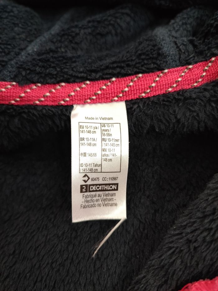Veste zippée moumoute. 10/1a ans . Décathlon - photo numéro 5