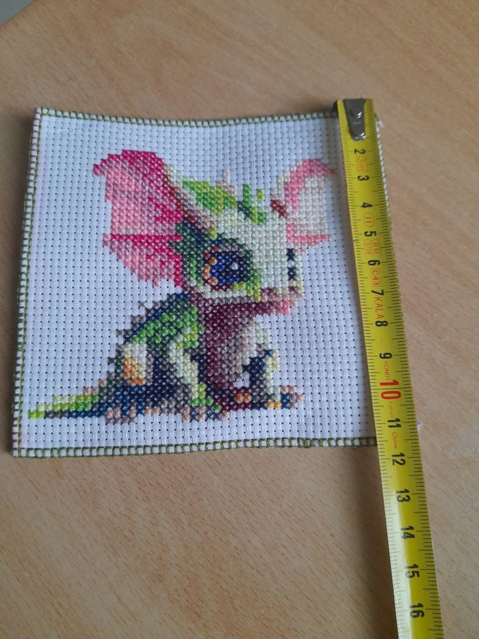 Broderie bébé dragon - photo numéro 8