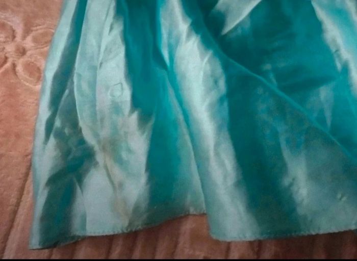 Robe reine des neiges 5/6 ans - photo numéro 5