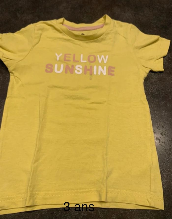Tee-shirts jaune 3 ans