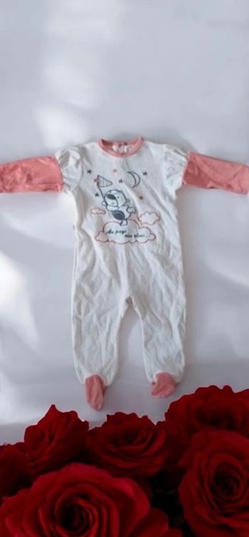 🌹Pyjama fille taille 9 mois🌹