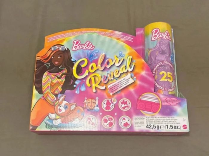 Barbie Coloré Reveal neuve