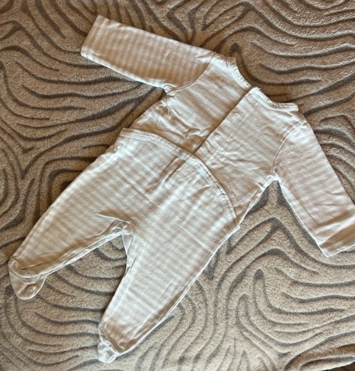 đŁ Lot de 2 pyjamas 1 mois đŁ - photo numĂ©ro 4