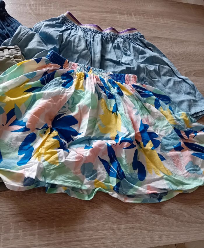 Lot de 6 jupes filles 8 ans - photo numéro 2