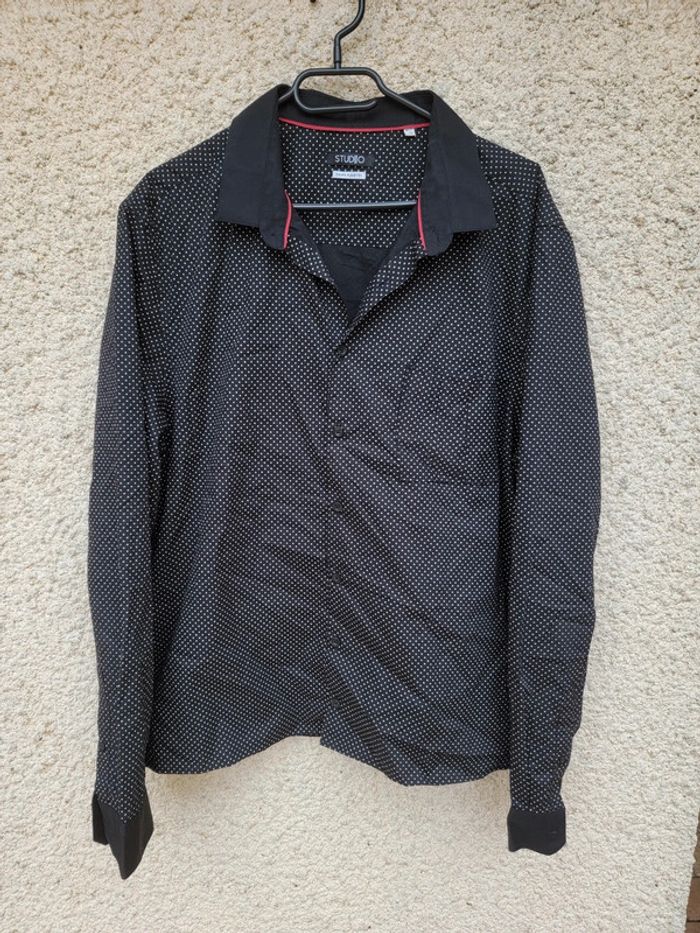 Chemise habillée noir à pois blanc chic tendance