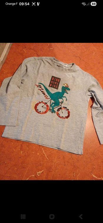 T.shirt garçon taille 6 ans
