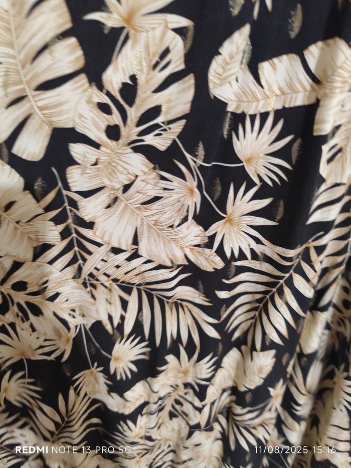 Robe longue noire et dorée TU - photo numéro 2