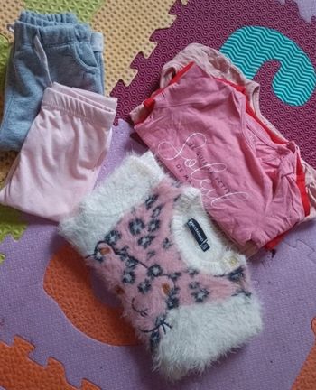 Lot vêtements fille 6-9mois