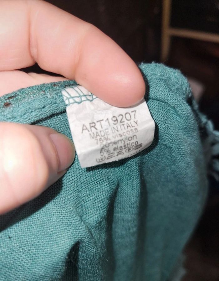 Haut à dentelle verte 44 - photo numéro 5