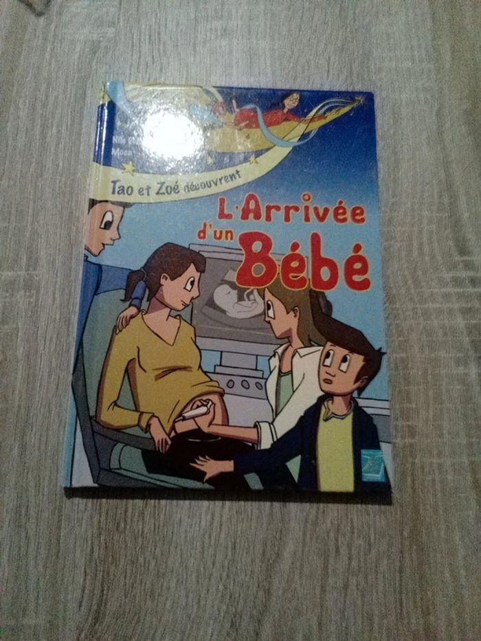Tao et Zoé découvrent l'arrivée d'un bébé