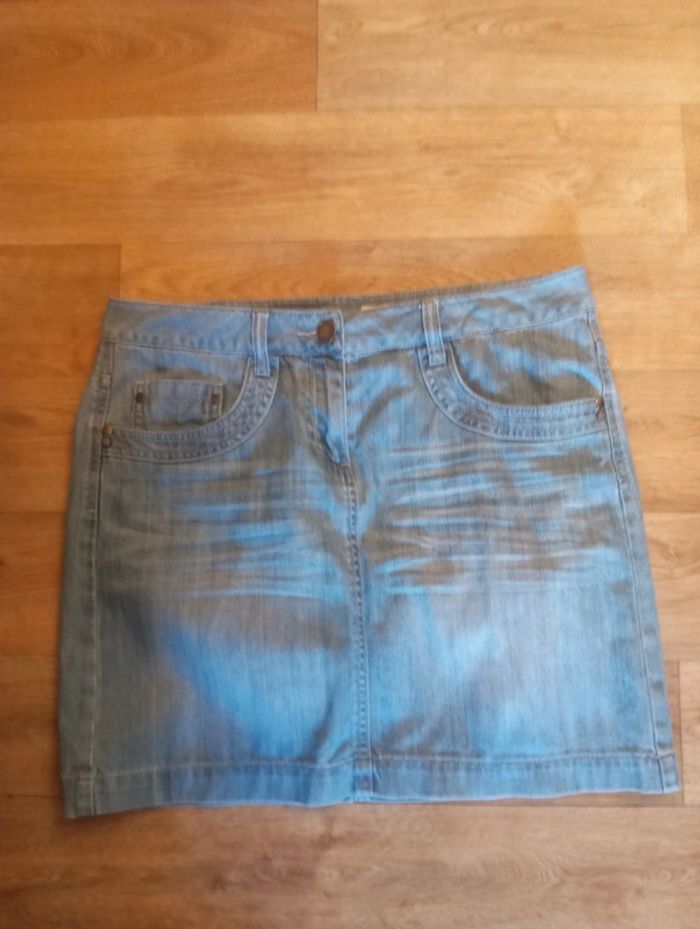 Mini-jupe en jean Camaïeu 42