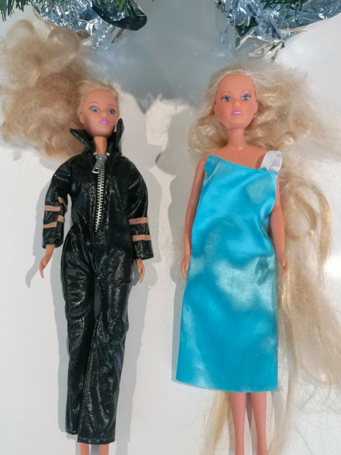 Lot 2 barbies 👧🏻 - photo numéro 2