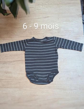 Body rayé 9 mois