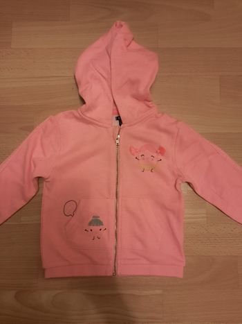 Haut à capuche fillette 2 ans