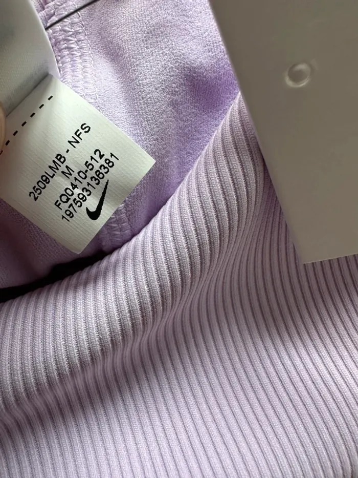 Brassière Nike pour femme pour taille M neuf - photo numéro 6