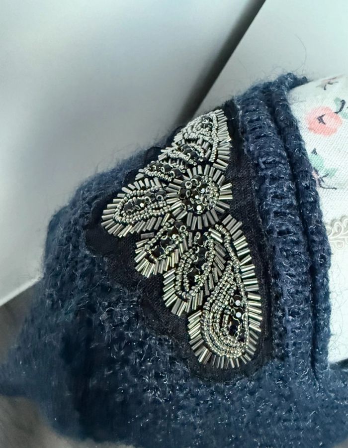 Gros pull bleu avec perles Naf Naf M ou 38 - photo numéro 5