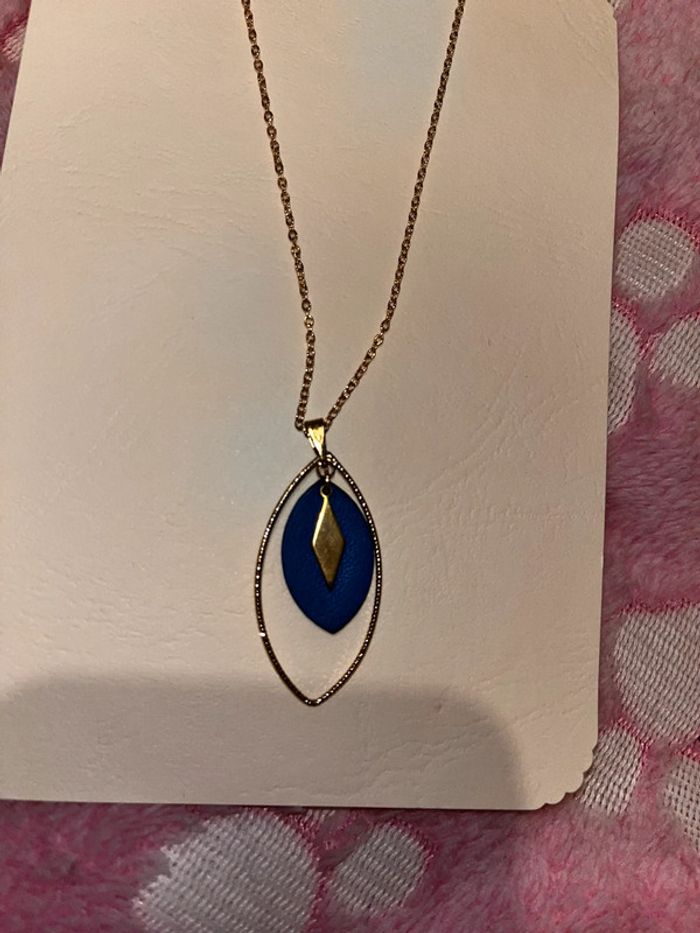 Collier doré cuir bleu - photo numéro 2