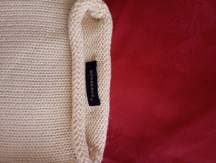 Pull Burberry bon état taille s - photo numéro 2