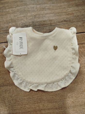 Bavoir froufrou crème pointelle Amande NEUF