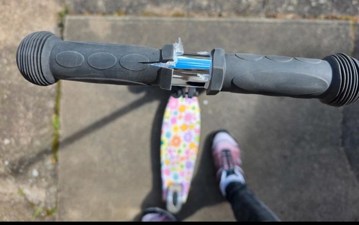 Trotinette 3 roues a fleur - photo numéro 4