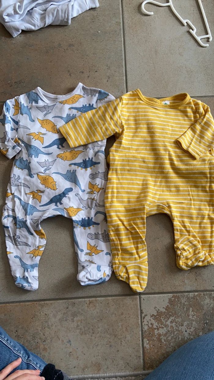 Lot pyjamas 3 mois