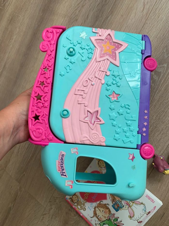 Lot jouets pour petite fille - photo numéro 4