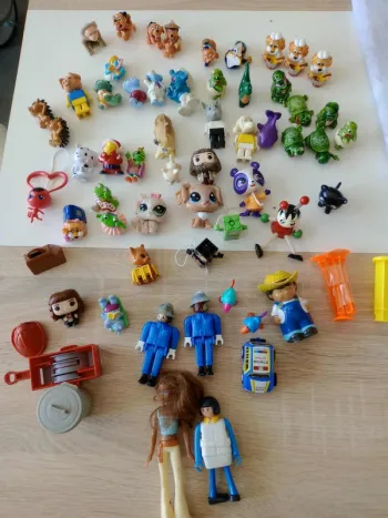 Lot kinder et autres