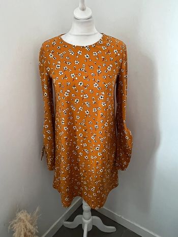 Robe orange à fleurs MNG XS