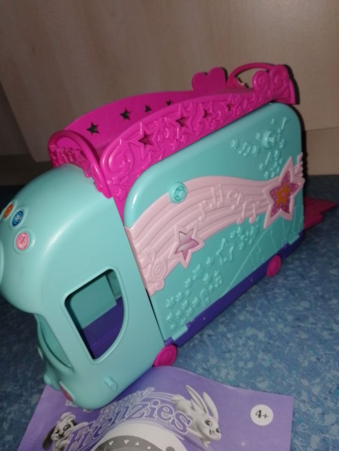 Tourbus musical avec 1 animal - photo numéro 2