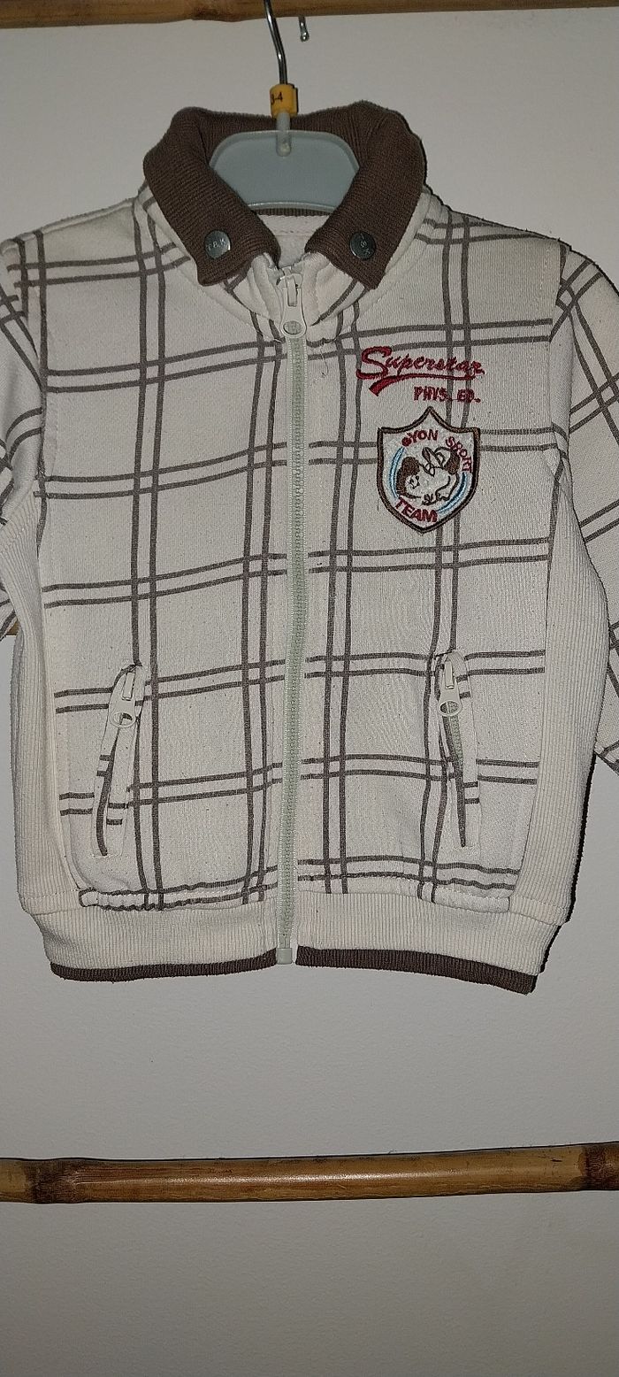 Gilet zippé/ Veste sweat zippé by Tom et Kiddy très bon etat 2 ans - photo numéro 5