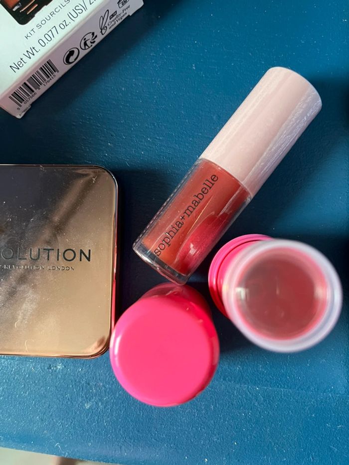 Lot maquillage - photo numéro 4