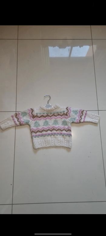 Pull zara bébé taille 6-9 mois