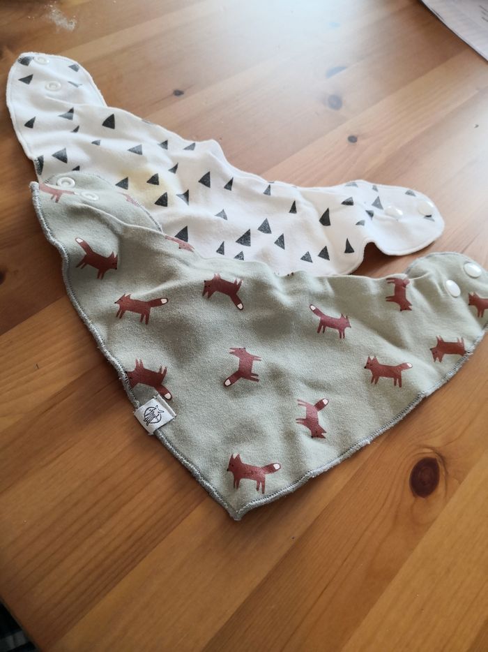 Bavoir - photo numéro 2