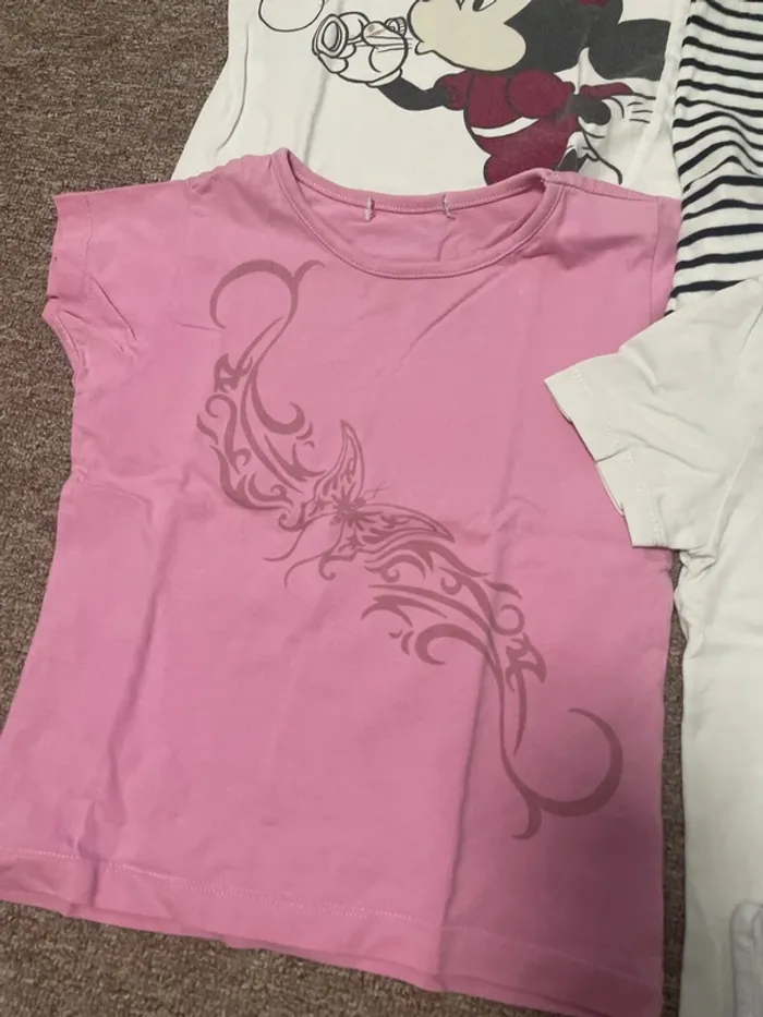 Tee-shirts taches ou vieux  4ans - photo numéro 5