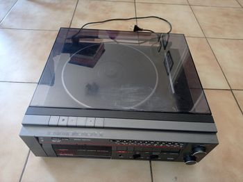 Platine vinyle Schneider 2105