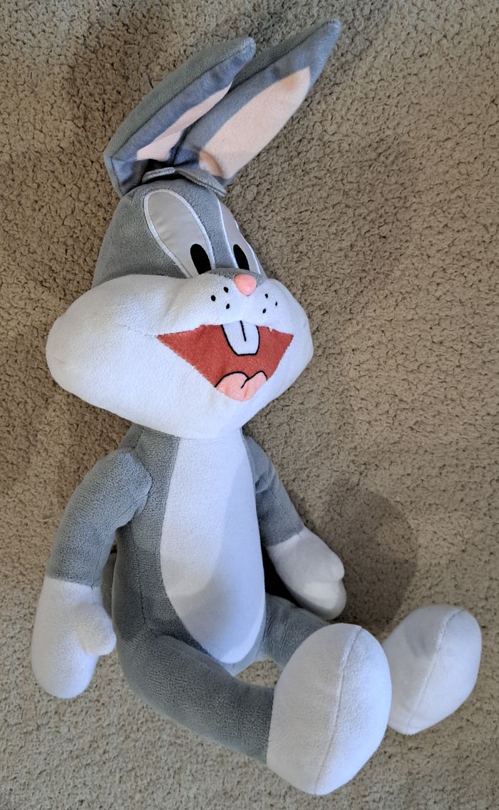 🧸 Peluche Looney Tunes Bugs Bunny 2021
