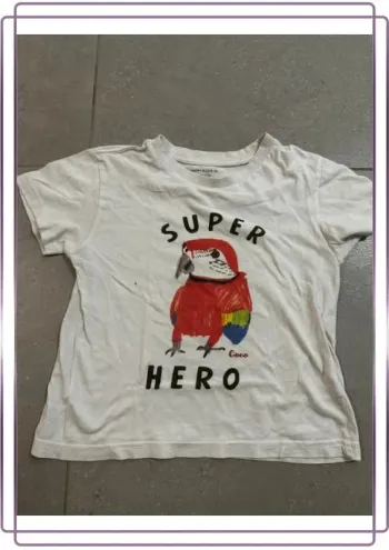 T-shirt Monoprix kids bio, taille 6 ans, très bon état