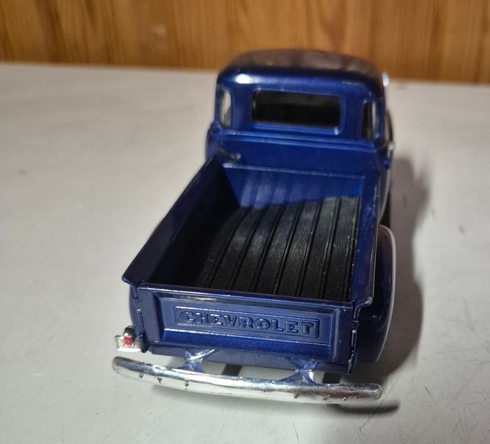 Welly 22087 chevrolet pick-up 1953 bleu 1/24 miniature - photo numéro 4