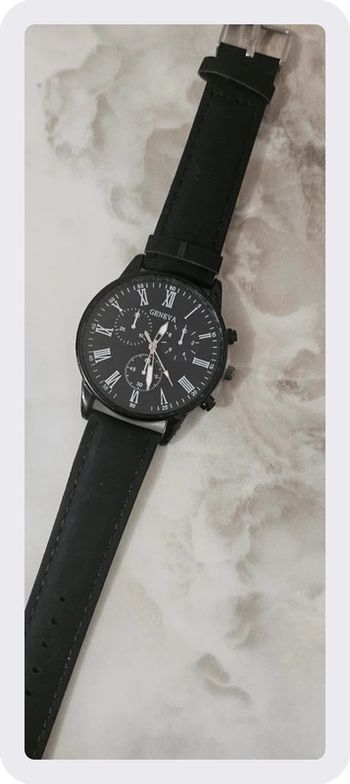 Montre neuve pour homme